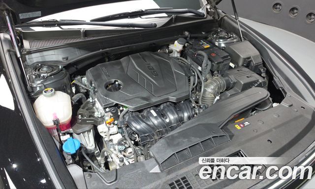 Hyundai Grandeur (GN7) 2,5 Gasoline 2WD Premium 2023 — фото 6