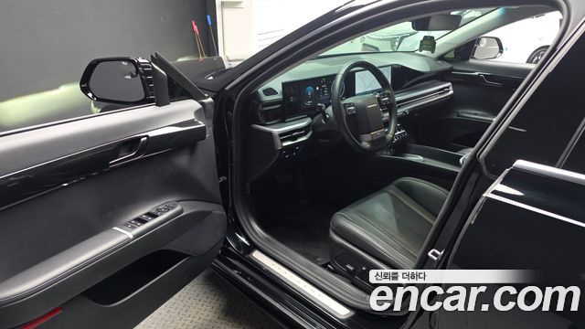 Hyundai Grandeur (GN7) 2,5 Gasoline 2WD Premium 2023 — фото 10