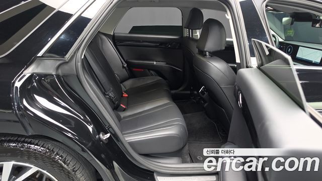 Hyundai Grandeur (GN7) 2,5 Gasoline 2WD Premium 2023 — фото 11