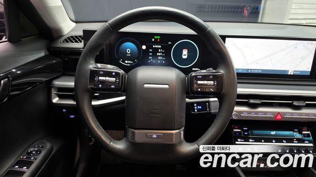 Hyundai Grandeur (GN7) 2,5 Gasoline 2WD Premium 2023 — фото 12