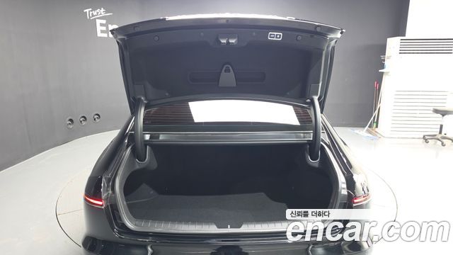 Hyundai Grandeur (GN7) 2,5 Gasoline 2WD Premium 2023 — фото 20