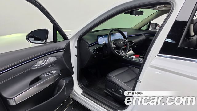 Genesis GV70 2.5T Gasoline AWD 2025 — фото 10
