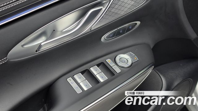 Genesis GV70 2.5T Gasoline AWD 2025 — фото 19