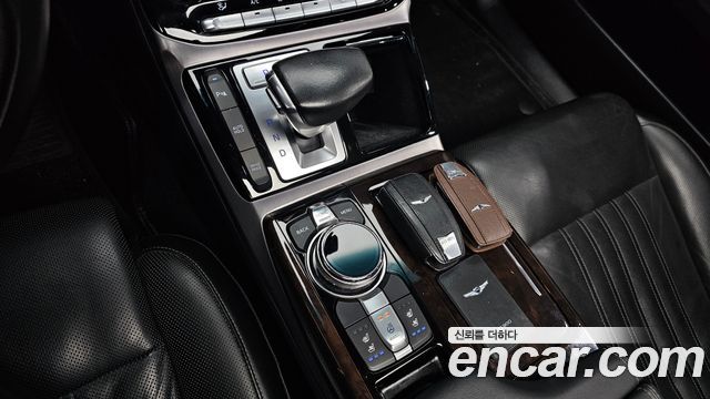 Genesis EQ900 3.3 T-GDI AWD Luxury 2016 — фото 9
