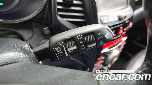 KG Mobility (SsangYong) Tivoli Air Diesel RX 2WD 2016 — фото 18
