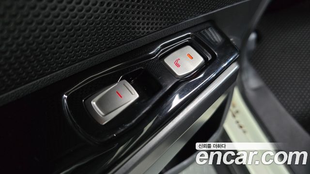 KG Mobility (SsangYong) Tivoli Air Diesel RX 2WD 2016 — фото 19
