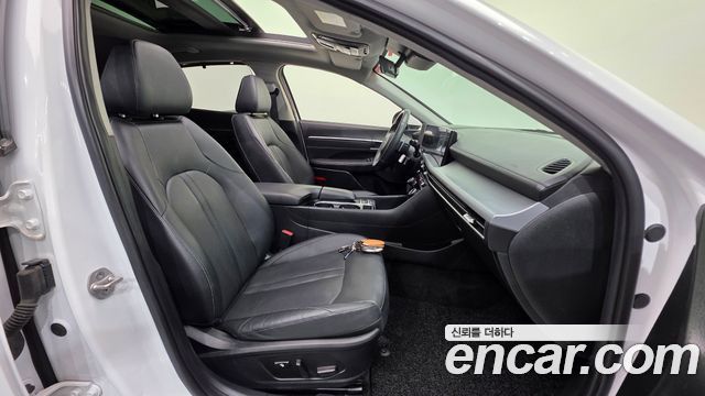 Hyundai Sonata The Edge (DN8) 2.0 Exclusive 2024 — фото 10