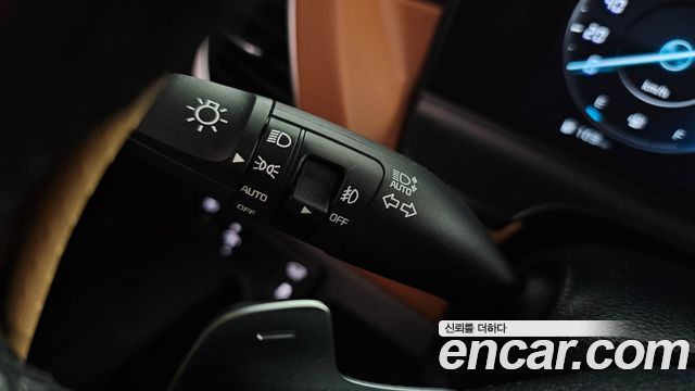 Kia Seltos Gasoline 1.6 Turbo 2WD Gravity 2023 — фото 13