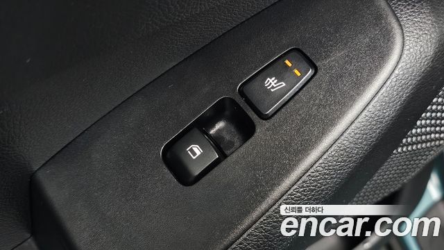 Kia Seltos Gasoline 1.6 Turbo 2WD Gravity 2023 — фото 19
