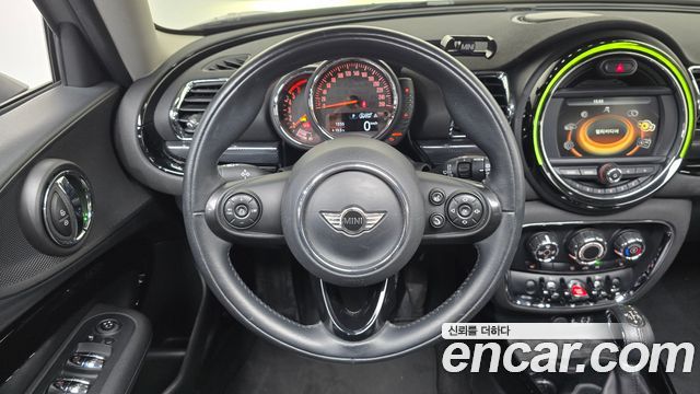 MINI Cooper D Clubman Standard 2nd 2017 — фото 12