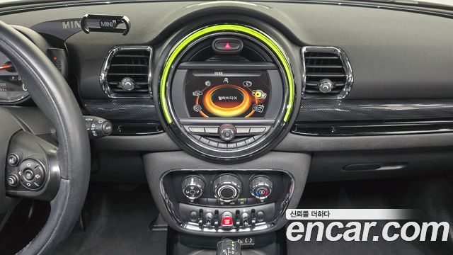 MINI Cooper D Clubman Standard 2nd 2017 — фото 13