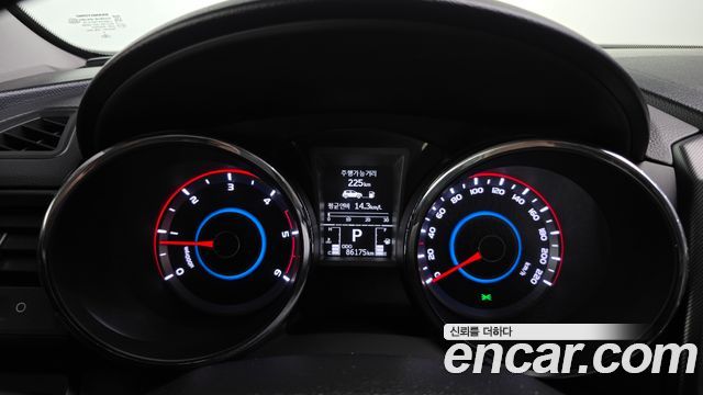 KG Mobility (SsangYong) Tivoli Diesel LX 2WD 2017 — фото 8