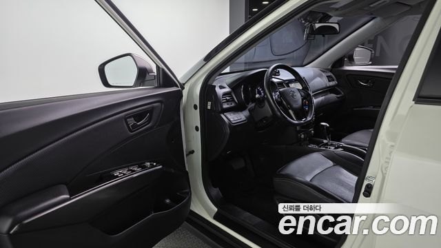 KG Mobility (SsangYong) Tivoli Diesel LX 2WD 2017 — фото 10