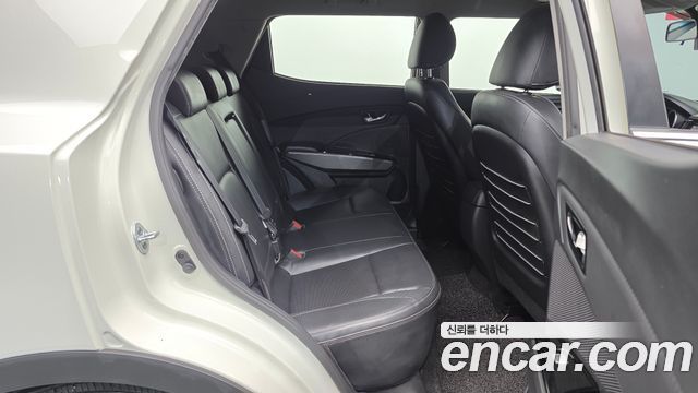 KG Mobility (SsangYong) Tivoli Diesel LX 2WD 2017 — фото 12