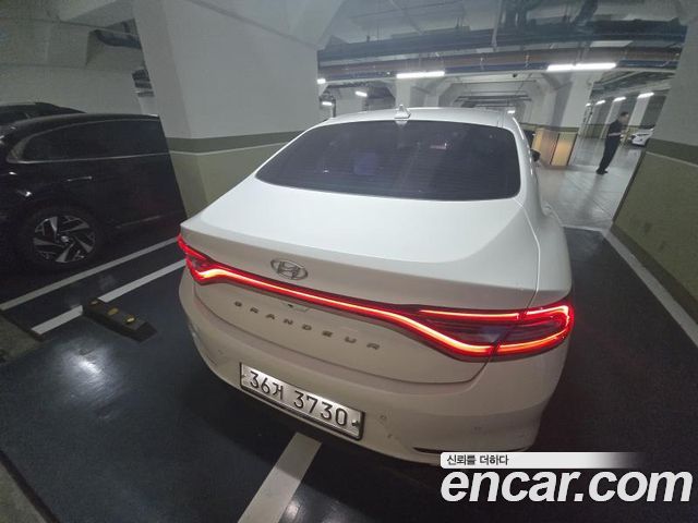 Hyundai Grandeur (IG) 2.4 Premium 2018 — фото 2