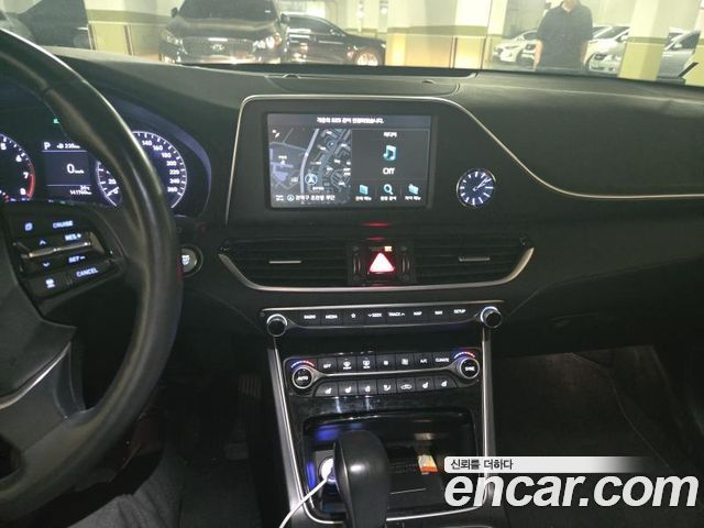 Hyundai Grandeur (IG) 2.4 Premium 2018 — фото 5