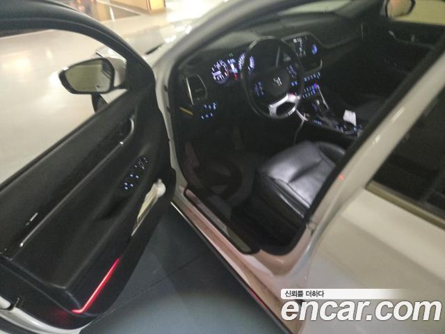 Hyundai Grandeur (IG) 2.4 Premium 2018 — фото 15