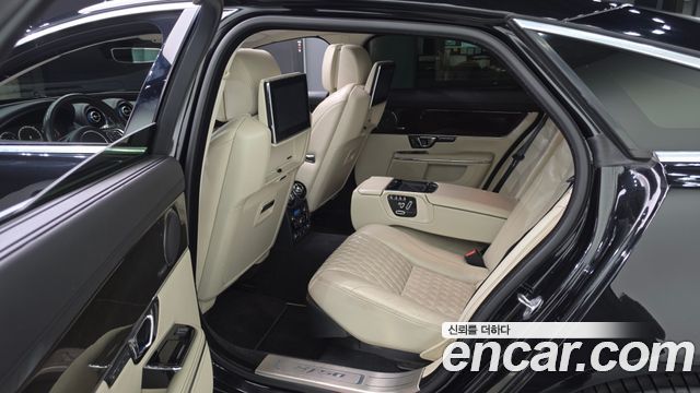 Jaguar XJ 3.0D XJ50 LWB X351 2019 — фото 15