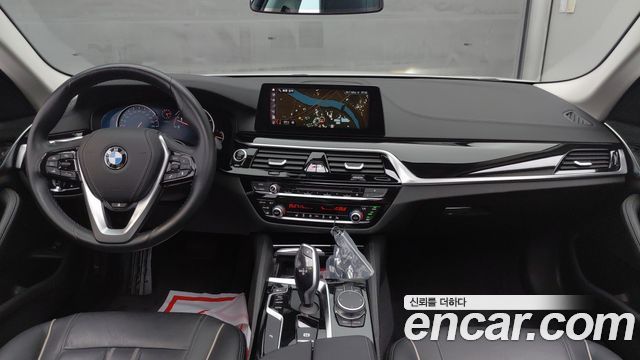 BMW 5 Series (G30) 520i Luxury 2018 — фото 15
