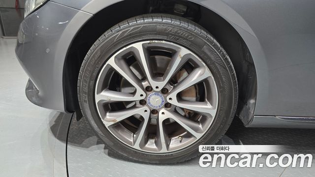 Mercedes-Benz E-Class (W213) E300 Exclusive 2017 — фото 5