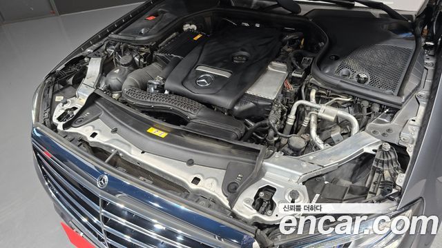 Mercedes-Benz E-Class (W213) E300 Exclusive 2017 — фото 6