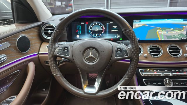 Mercedes-Benz E-Class (W213) E300 Exclusive 2017 — фото 12