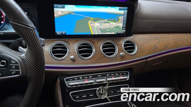 Mercedes-Benz E-Class (W213) E300 Exclusive 2017 — фото 14