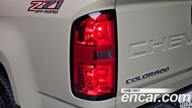 Chevrolet Real New Colorado 3.6 Z71-X 4WD 2022 — фото 23