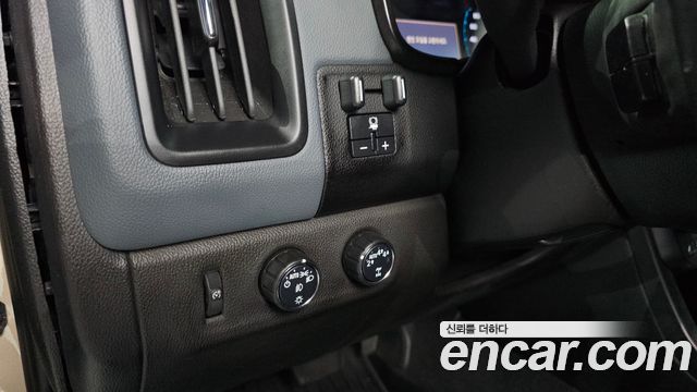 Chevrolet Real New Colorado 3.6 Z71-X 4WD 2022 — фото 31