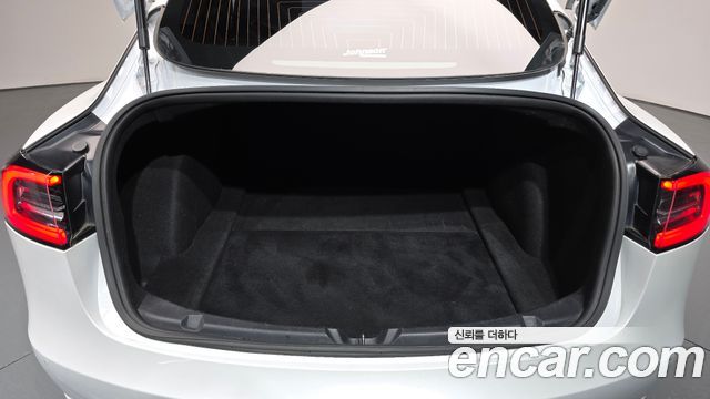 Tesla Model 3 Standard Range Plue RWD 2020 — фото 19