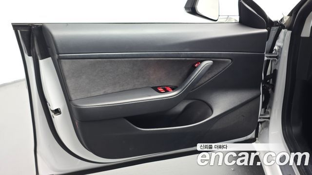 Tesla Model 3 Standard Range Plue RWD 2020 — фото 24
