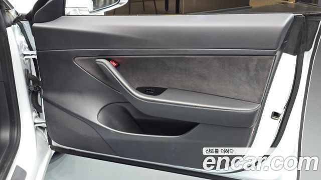 Tesla Model 3 Standard Range Plue RWD 2020 — фото 25