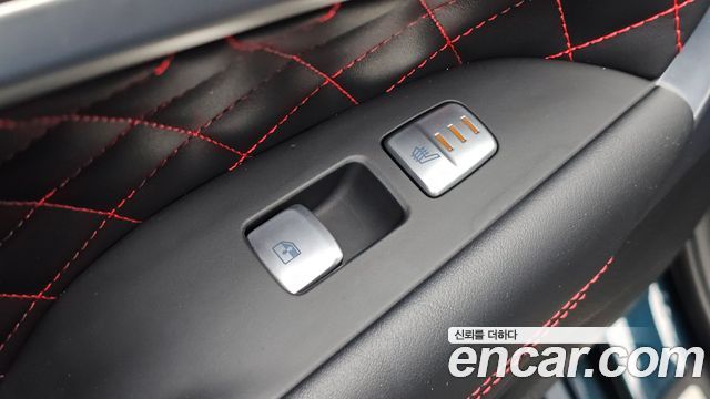 Genesis G70 Gasoline 2.0T 2WD 2021 — фото 19