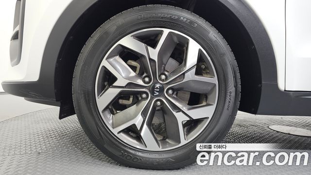 Kia Sportage The Bold Diesel 2.0 2WD Prestige 2020 — фото 5