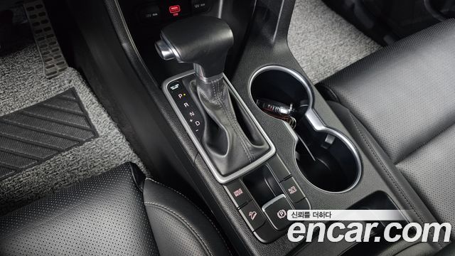 Kia Sportage The Bold Diesel 2.0 2WD Prestige 2020 — фото 9