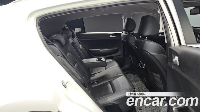 Kia Sportage The Bold Diesel 2.0 2WD Prestige 2020 — фото 11