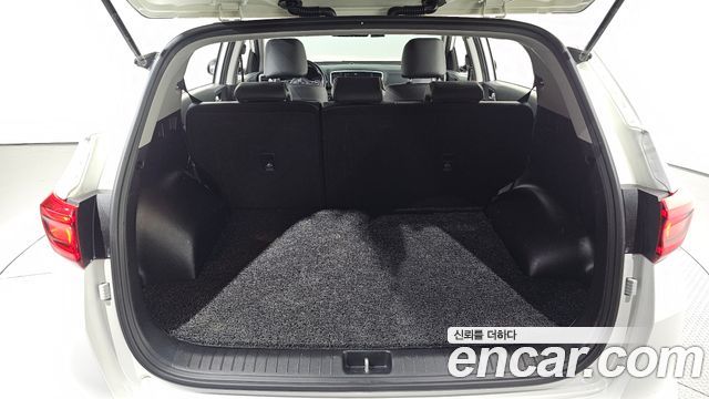Kia Sportage The Bold Diesel 2.0 2WD Prestige 2020 — фото 17