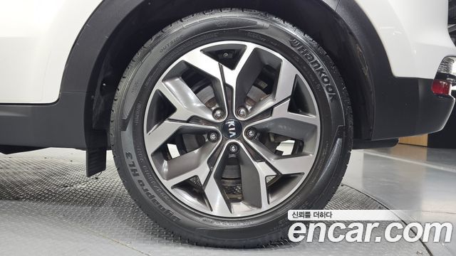 Kia Sportage The Bold Diesel 2.0 2WD Prestige 2020 — фото 21