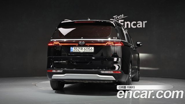 Kia Carnival (IV) Diesel 9-Seater Prestige 2021 — фото 4
