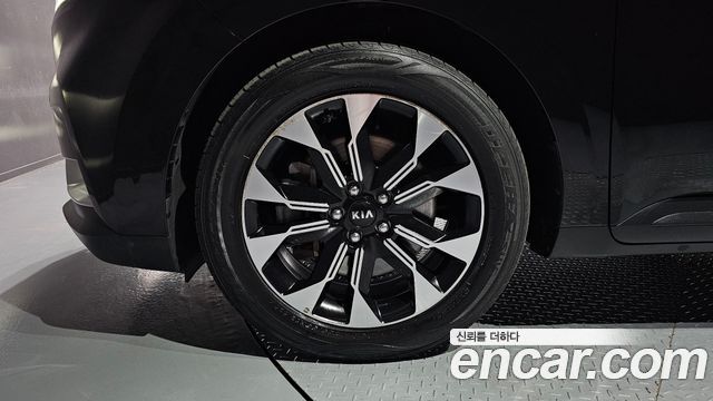 Kia Carnival (IV) Diesel 9-Seater Prestige 2021 — фото 5