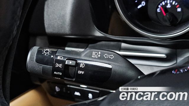 Kia Carnival (IV) Diesel 9-Seater Prestige 2021 — фото 27