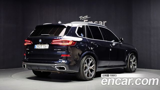 BMW X5 (G05) xDrive 45e M Sport 2021 — фото 2