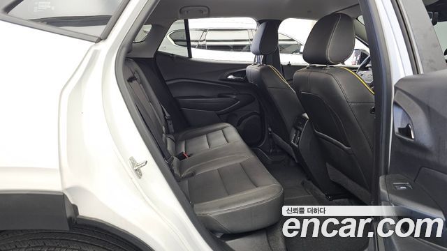 Chevrolet Trax Crossover 1.2 ACTIV 2024 — фото 12