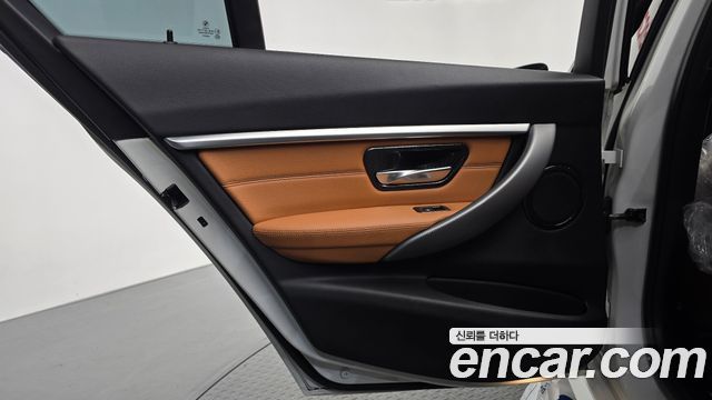 BMW 3 Series (F30) 330i M Sport Shadow 2018 — фото 25
