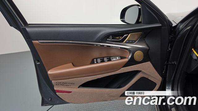 Genesis G70 2.0T AWD Elite 2019 — фото 24