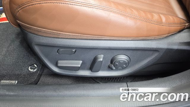 Genesis G70 2.0T AWD Elite 2019 — фото 31