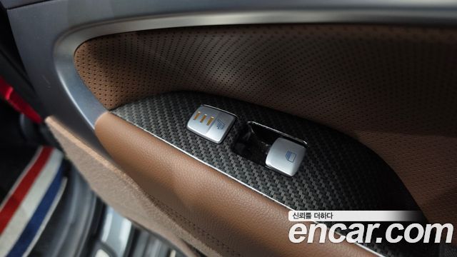 Genesis G70 2.0T AWD Elite 2019 — фото 39