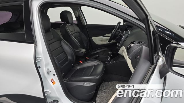 Renault Korea QM3 RE Signature 2018 — фото 26