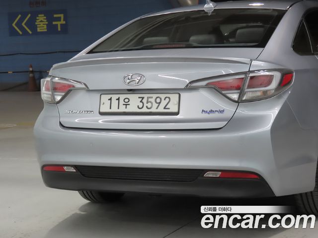 Hyundai Sonata Hybrid (LF) 2.0 HEV Modern 2015 — фото 23