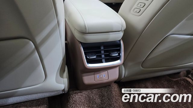 Hyundai Grandeur Hybrid (GN7) Calligraphy 2023 — фото 30